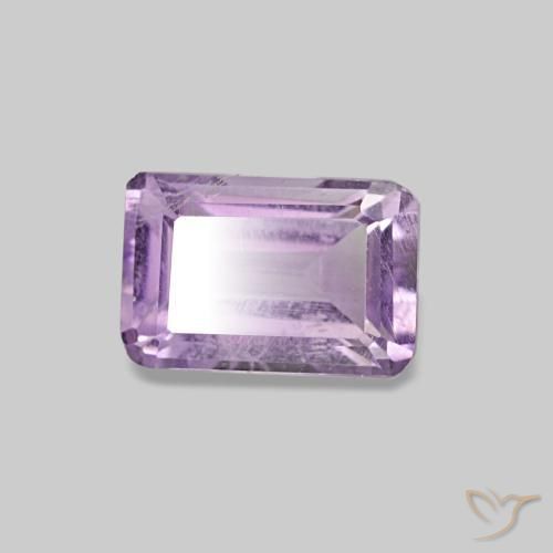 Amatista Violeta medio claro natural de 0.56 ct, corte esmeralda, VS