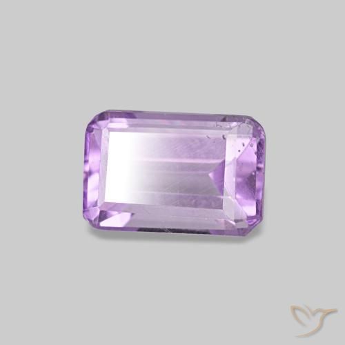 Amatista Violeta rosado medio natural de 0.51 ct, corte esmeralda, VS