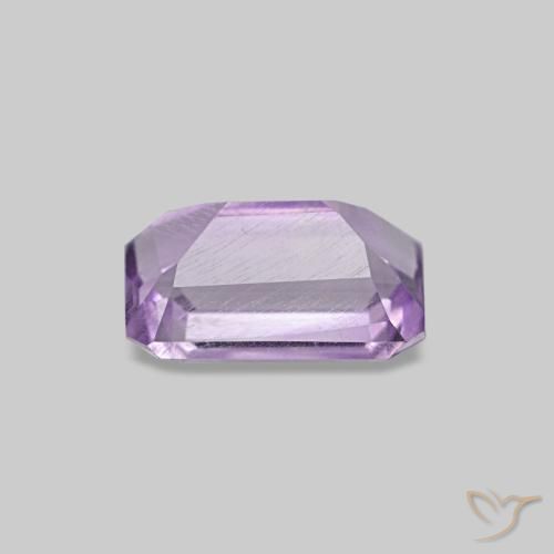 Amatista Violeta medio natural de 0.58 ct, corte esmeralda, VS