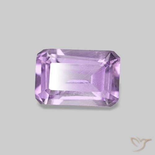 Amatista Violeta medio natural de 0.60 ct, corte esmeralda, VS
