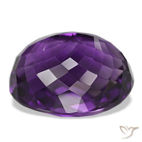 Amatista Violeta rojizo natural de 30.20 ct, Corte Óvalo, IF