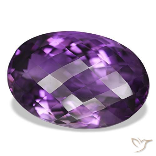 Amatista Violeta medio natural de 39.27 ct, Corte Óvalo, VVS-VS