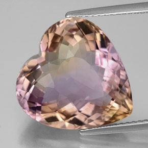Ametrino bicolor natural de 12,34 ct, forma de corazón, VS