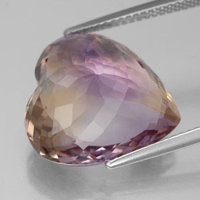 Ametrino bicolor natural de 12,34 ct, forma de corazón, VS