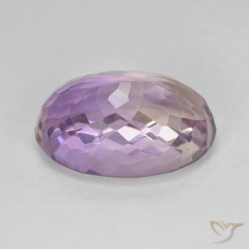 Ametrino Bicolor natural de 8.90 ct, Ovalada, VVS