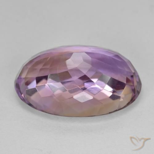 Ametrino Bicolor natural de 18.09 ct, Ovalada, VVS
