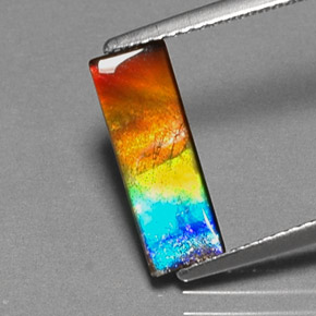 Ammolita multicolor natural de 1,83 ct, baguette, opaco