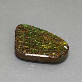 Ammolita multicolor natural de 21,28 ct, forma elegante, opaco