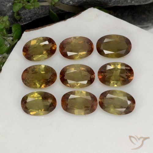 3.78ctw Natural Multicolor andalucita, Ovalada, VS-SI