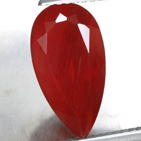 Labradorita Andesina Roja natural de 2.98 ct, En forma de pera, VVS-VS