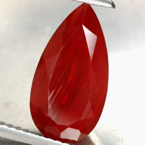 Labradorita Andesina Roja natural de 2.98 ct, En forma de pera, VVS-VS