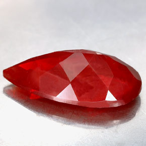 Labradorita Andesina Roja natural de 2.98 ct, En forma de pera, VVS-VS