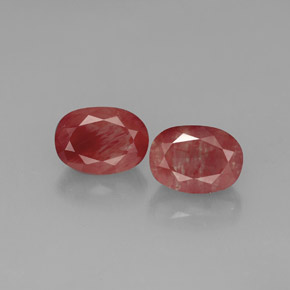 Gemas de andesina labradorita rojo natural de  ct, transparente, transparente / translúcido