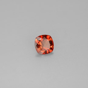 Labradorita Andesina Naranja miel natural de 0.63 ct, Corte Cojín, VS