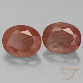 Gemas de Labradorita Andesina Rojo sangre natural de 5.64 ct, Ovalada, Transparente / Translúcido