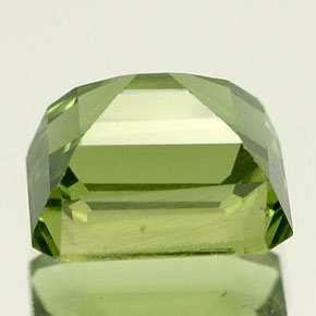 Apatito Verde natural de 1.86 ct, corte esmeralda, VS