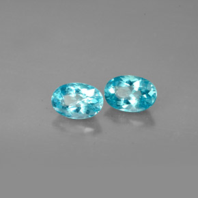 Gemas de apatita azul natural de  ct, corte óvalo, VS