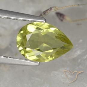 Apatito Verde bosque cálido natural de 1.40 ct, En forma de pera, VS