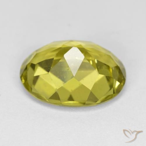 Apatito Amarillo claro natural de 7.19 ct, Ovalada, VS
