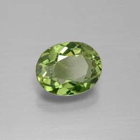 Apatito Verde cálido natural de 1.88 ct, Corte Óvalo, VS
