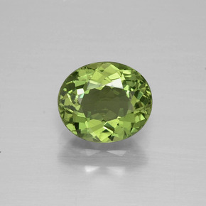 Apatito Verde natural de 1.38 ct, Corte Óvalo, VVS