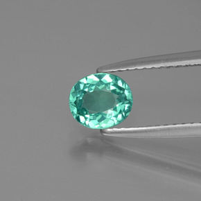 Apatito Verde natural de 0.68 ct, Corte Óvalo, VS
