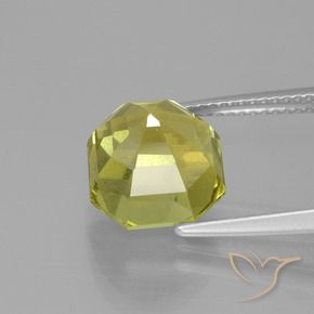 Apatito Amarillo claro natural de 6.29 ct, Corte Octágono / Esmeralda, VS-SI