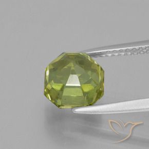 Apatito Verde amarillento natural de 3.06 ct, Corte Octágono / Esmeralda, VS