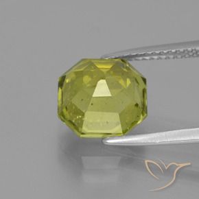 Apatito Verde claro natural de 4.51 ct, Corte Octágono / Esmeralda, VS-SI