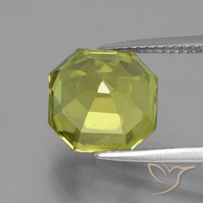 Apatito Verde bosque cálido natural de 6.16 ct, Corte Octágono / Esmeralda, VS-SI