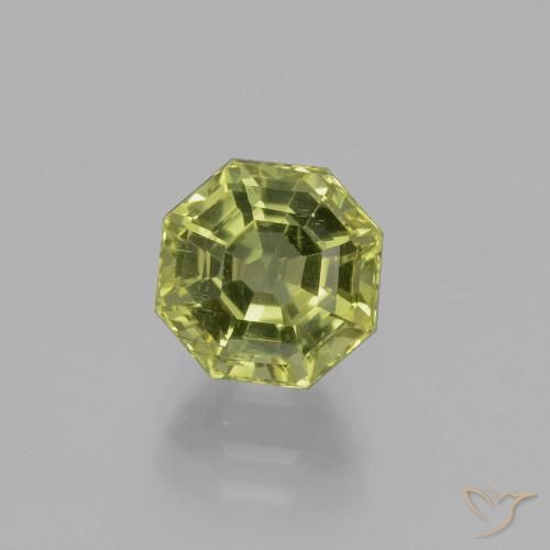Apatito Verde amarillento natural de 2.76 ct, corte esmeralda, VS