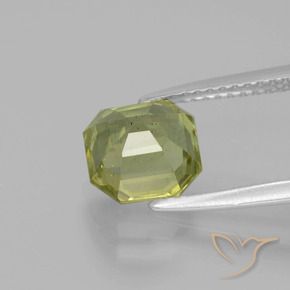 Apatito Verde amarillento natural de 2.37 ct, Corte Octágono / Esmeralda, VS