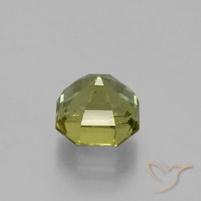 Apatito Verde terroso cálido natural de 3.76 ct, Corte Octágono / Esmeralda, VS
