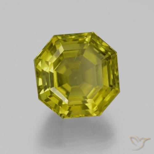 Apatito Verde terroso natural de 14.41 ct, Corte Octágono / Esmeralda, VS
