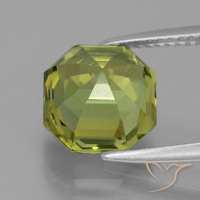 Apatito Verde amarillento natural de 4.35 ct, Corte Octágono / Esmeralda, VS