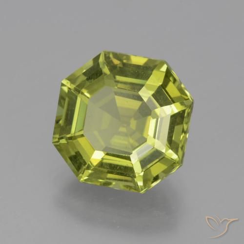 Apatito Medium Light Green natural de 5.01 ct, Corte Octágono / Esmeralda, VS