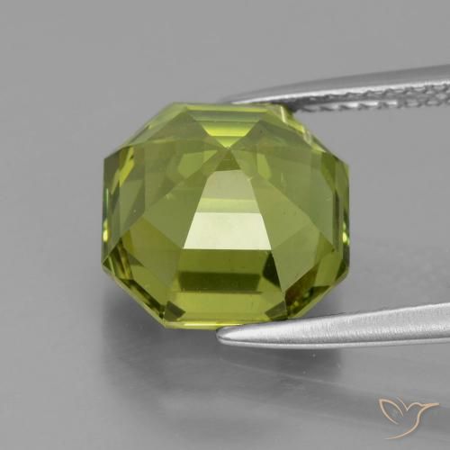 Apatito Verde Oliva natural de 5.95 ct, Corte Octágono / Esmeralda, VS
