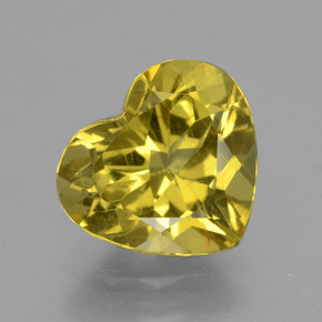 Apatito Dorado verdoso natural de 5.04 ct, Forma de corazón, VS