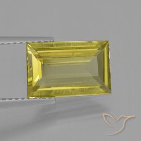 Apatito Amarillo claro medio natural de 2.99 ct, Corte Baguette, VS