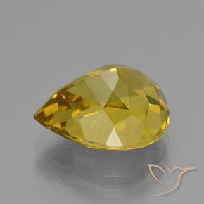 Apatito Naranja dorado natural de 6.72 ct, En forma de pera, VS