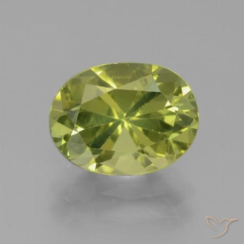 3.53ct Natural Medium Light Green Apatito, Ovalada, VVS-VS