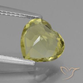 Apatito Amarillo maíz claro natural de 2.18 ct, Corazón, VS