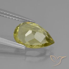 Apatito Verde bosque cálido natural de 2.19 ct, En forma de pera, VVS