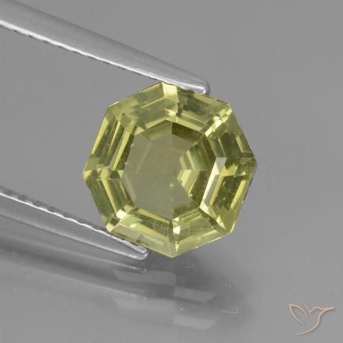 2.48ct Natural Amarillo  verdoso Apatito, corte esmeralda, VS