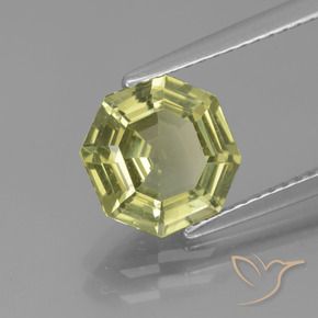 Apatito Amarillo  verdoso natural de 2.48 ct, Corte Octágono / Esmeralda, VS