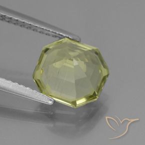Apatito Verde claro natural de 2.83 ct, Corte Octágono / Esmeralda, VS