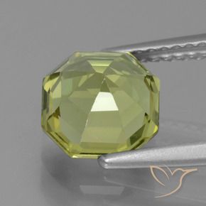 Apatito Amarillo medio natural de 2.28 ct, Corte Octágono / Esmeralda, VVS-VS