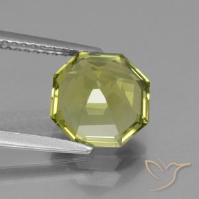 Apatito Amarillo  verdoso natural de 3.00 ct, Corte Octágono / Esmeralda, VS