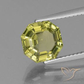 Apatito Amarillo medio natural de 2.81 ct, Corte Octágono / Esmeralda, VS