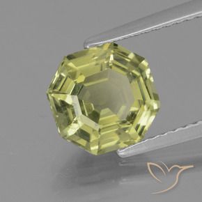 Apatito Verde amarillo natural de 2.47 ct, Corte Octágono / Esmeralda, VS